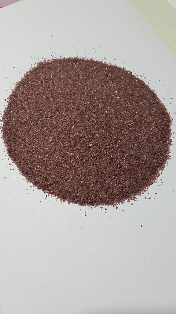Garnet kumu taneleri yakın çekim