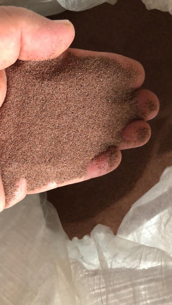 Garnet kumu taneleri elde